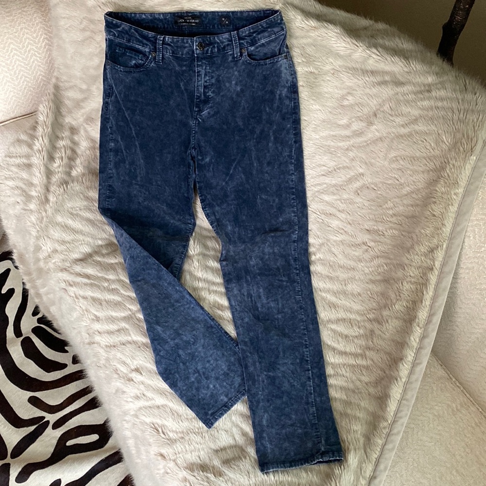 Velvety LUCKY BRAND Jeans, Brushed Blue Velvet, Size 12. So soft. Dress them up!